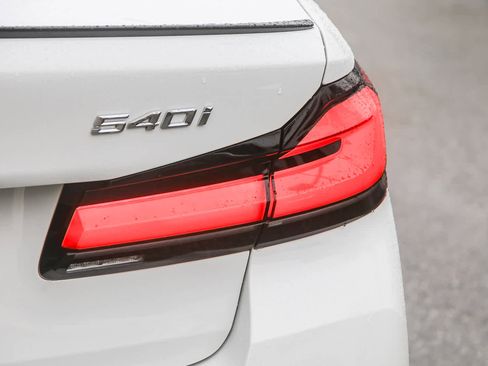 Certified 2023 BMW 540i w/ M Sport Package image 7