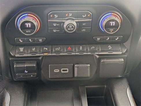 Used 2021 Chevrolet Silverado 2500 High Country w/ Technology Package image 24