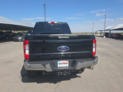 Used 2019 Ford F250 XLT w/ XLT Premium Package image 13