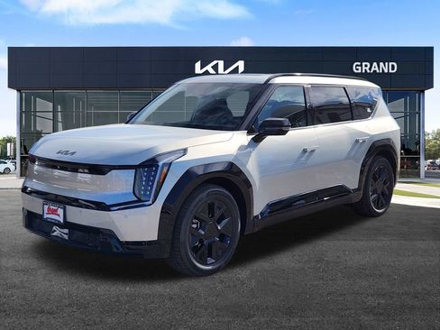 New 2026 Kia EV9 Land image 4