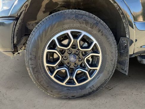 Used 2019 Ford F150 XLT w/ Equipment Group 302A Luxury AWD/4WD image 10