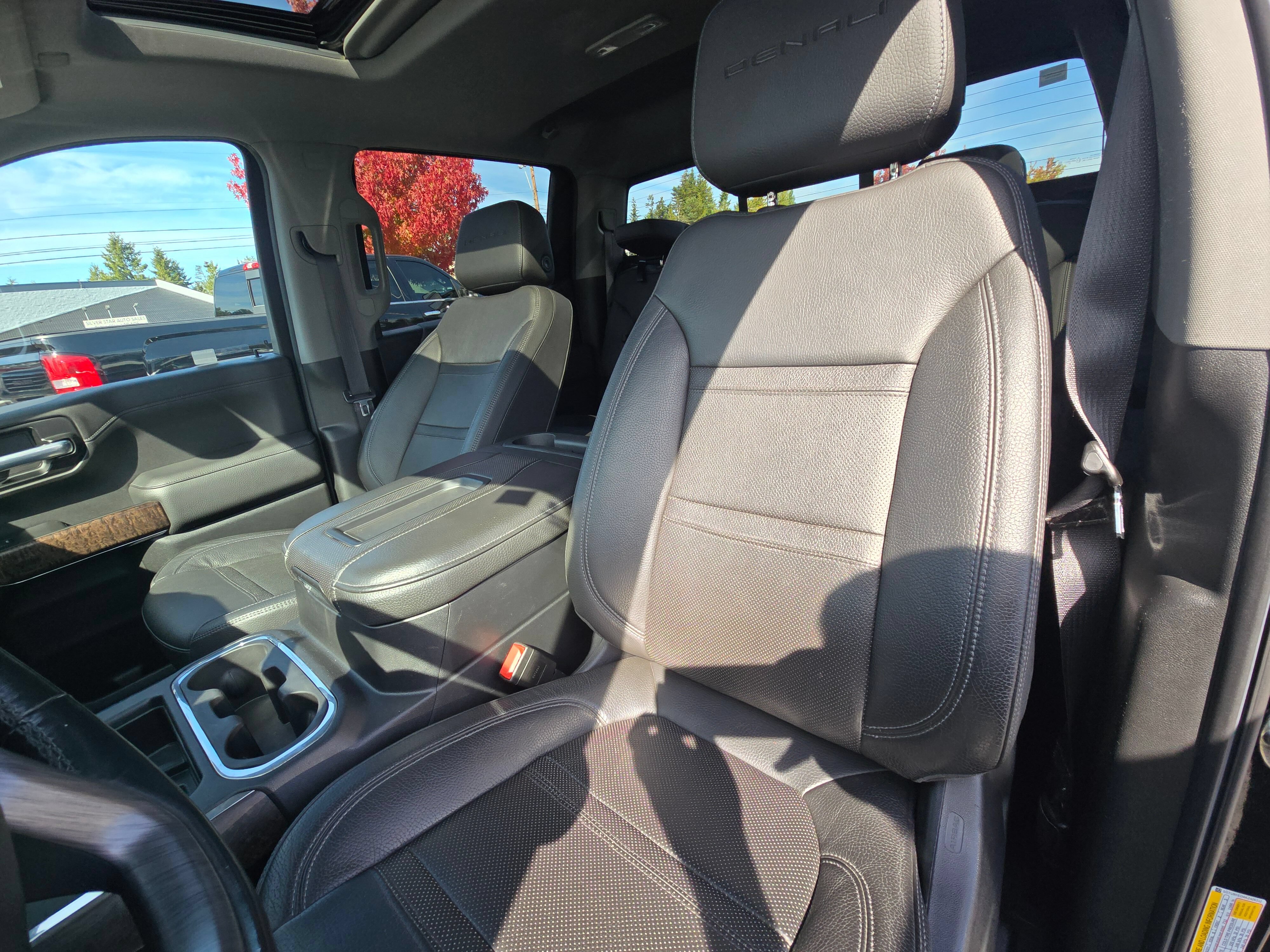Used 2019 GMC Sierra 1500 Denali w/ Technology Package AWD/4WD image 22