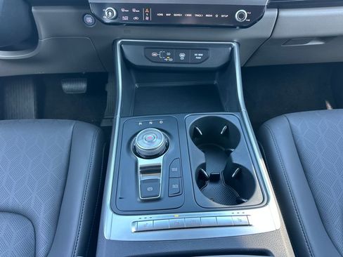 New 2026 Kia Carnival LXS FWD image 28