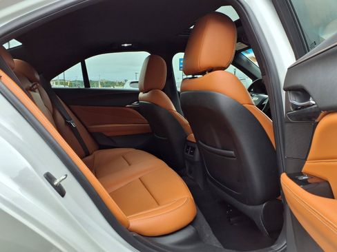 Used 2022 Cadillac CT4 Premium Luxury RWD image 28