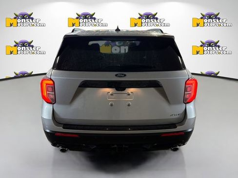 Used 2024 Ford Explorer ST-Line w/ Class IV Trailer Tow Package AWD/4WD image 5
