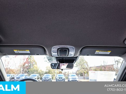 Used 2025 Hyundai Elantra SE FWD image 45