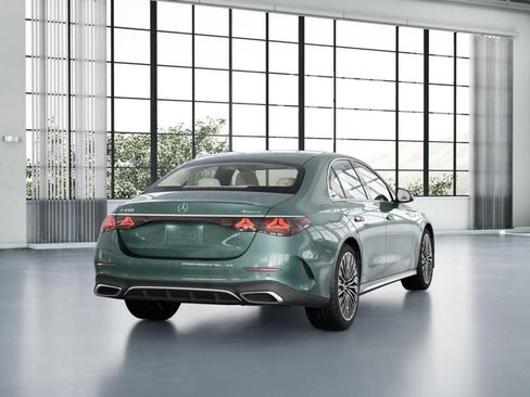 New 2026 Mercedes-Benz E 450 4MATIC Sedan image 23