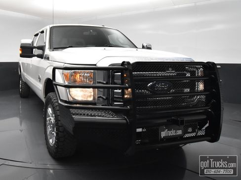 Used 2014 Ford F350 Lariat w/ Lariat Ultimate Package AWD/4WD image 48
