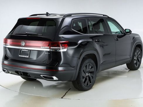 New 2026 Volkswagen Atlas SE image 9