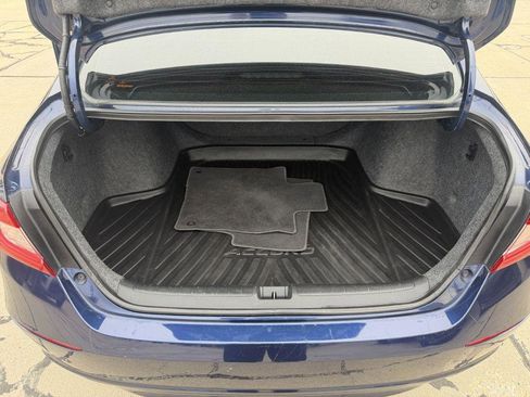 Used 2020 Honda Accord LX image 8