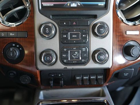 Used 2016 Ford F250 King Ranch w/ FX4 Off-Road Package AWD/4WD image 20