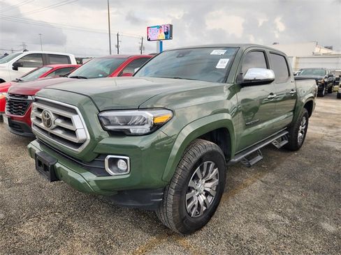 Used 2021 Toyota Tacoma Limited image 3