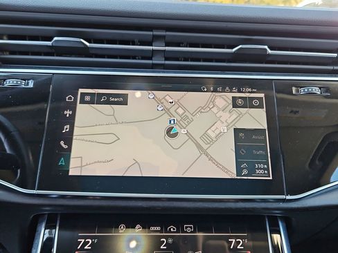 Used 2022 Audi Q8 Premium w/ Convenience Package image 16