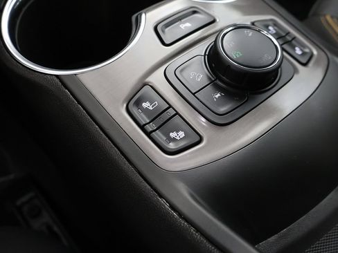 Used 2023 GMC Terrain AT4 w/ Infotainment Package II AWD/4WD image 55