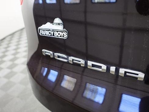 Used 2020 GMC Acadia SLE image 9