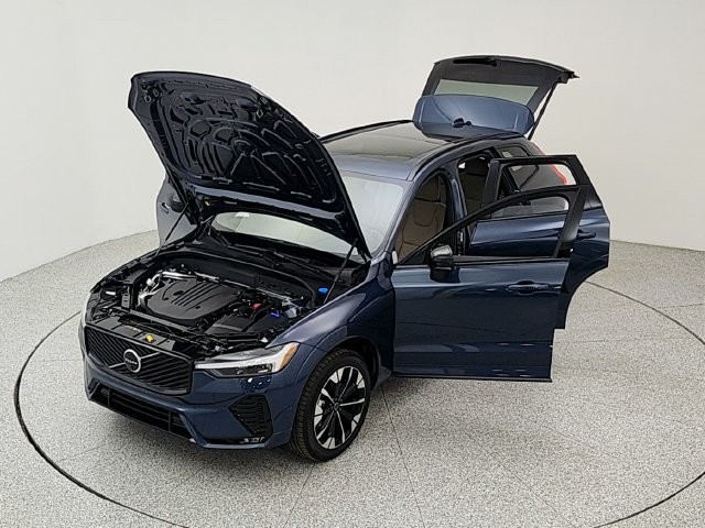 New 2026 Volvo XC60 B5 Plus w/ Climate Package AWD/4WD image 34