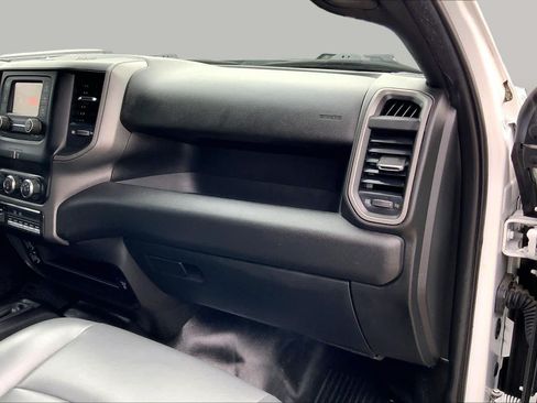 Used 2023 RAM 2500 Tradesman w/ Chrome Appearance Group AWD/4WD image 13