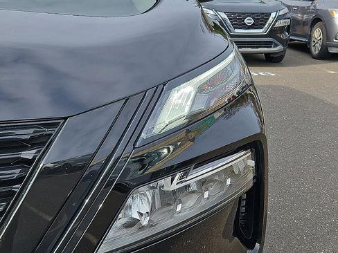 Certified 2023 Nissan Rogue SV w/ SV Premium B Package image 9