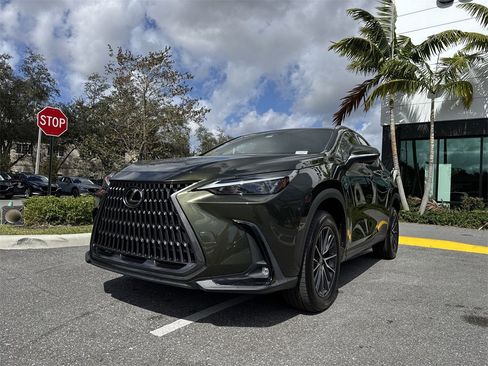 Used 2023 Lexus NX 250 FWD w/ Towing Package (2000 Lbs) image 32