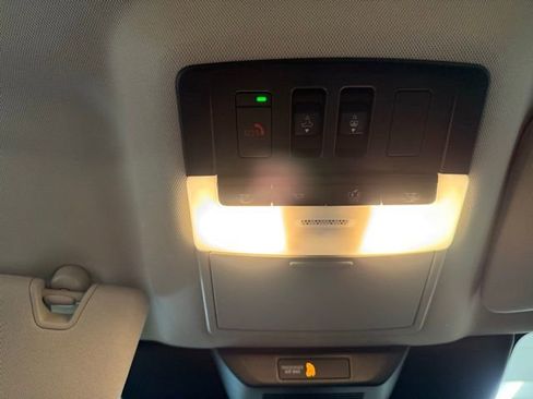 Used 2023 Nissan Pathfinder Platinum image 20