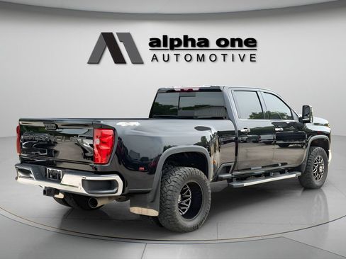 Used 2026 Chevrolet Silverado 3500 LTZ w/ LTZ Plus Package AWD/4WD image 9