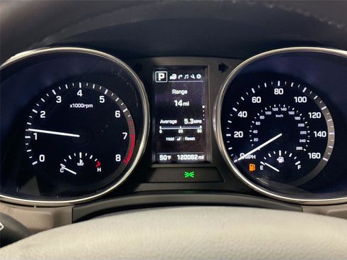 Used 2017 Hyundai Santa Fe SE Ultimate image 19