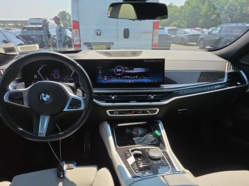 Used 2026 BMW X6 xDrive40i AWD/4WD image 6