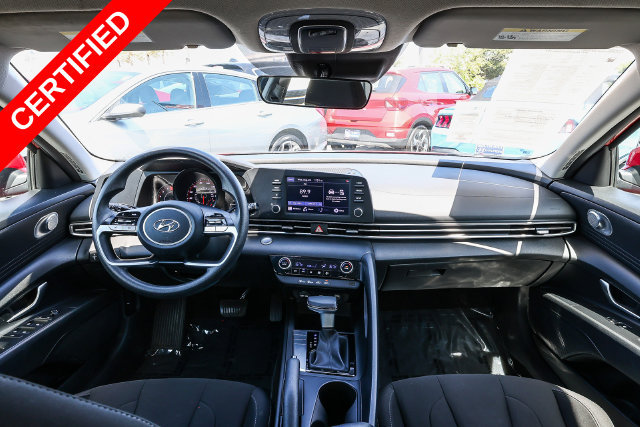 Certified 2022 Hyundai Elantra SEL FWD image 14