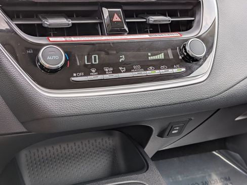 Used 2026 Toyota Corolla LE FWD image 22
