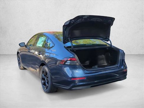 New 2025 Honda Accord SE image 9