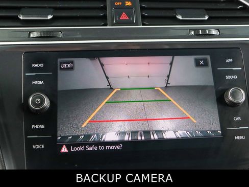 Used 2024 Volkswagen Tiguan SE R-Line FWD image 18