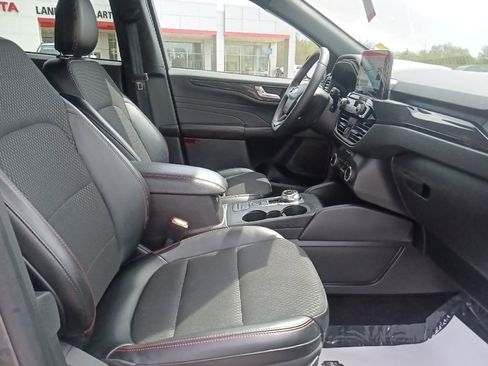Used 2025 Ford Escape ST-Line FWD image 29