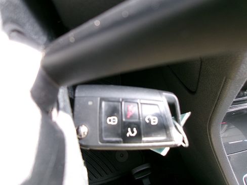 Used 2019 Volkswagen Golf Alltrack S image 22