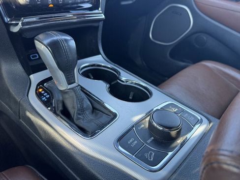 Used 2019 Jeep Grand Cherokee Summit image 29