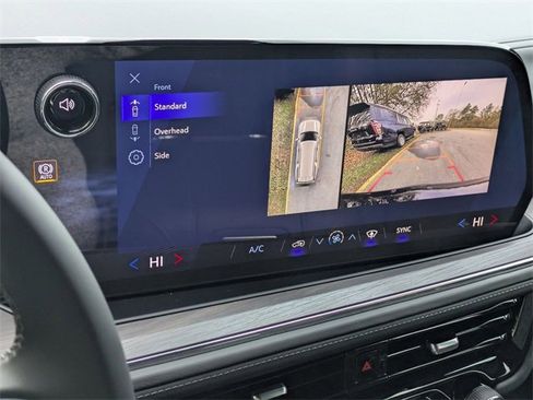 New 2026 Chevrolet Suburban LS image 19