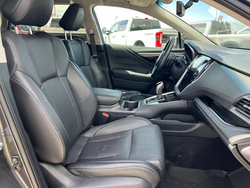 Used 2022 Subaru Outback Limited AWD/4WD image 15