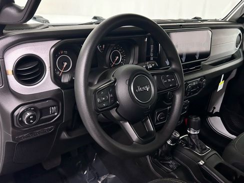 New 2026 Jeep Gladiator Sport image 11