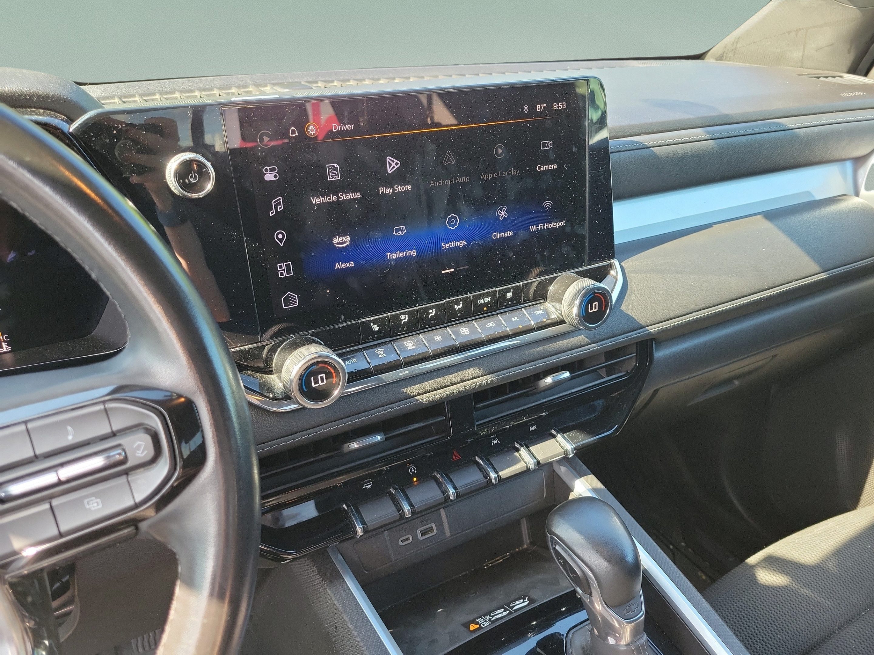 Used 2023 Chevrolet Colorado LT w/ LT Convenience Package II RWD image 21