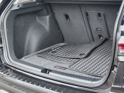 Certified 2025 Volkswagen Taos S image 29