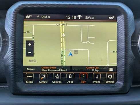 Used 2020 Jeep Wrangler Unlimited Sahara image 26