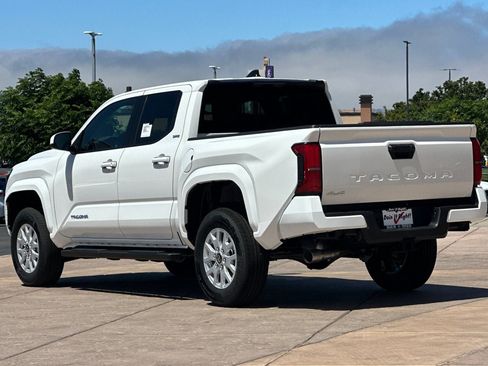 New 2026 Toyota Tacoma SR5 AWD/4WD image 6