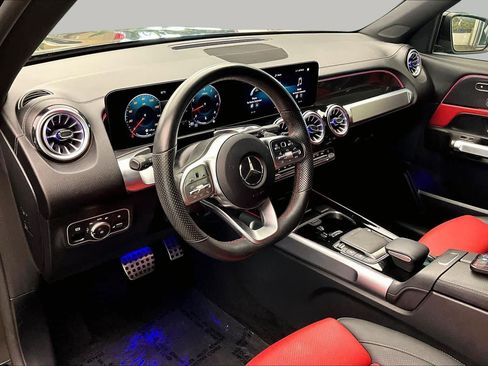Used 2022 Mercedes-Benz GLB 250 image 17