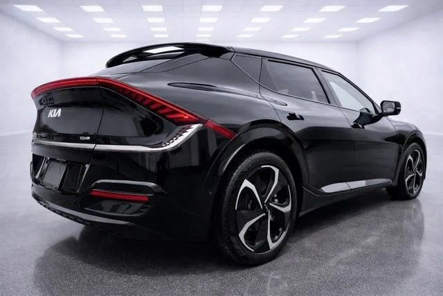 Used 2023 Kia EV6 GT-Line w/ GT-Line Suede Seat Package AWD/4WD image 6