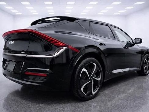 Used 2023 Kia EV6 GT-Line w/ GT-Line Suede Seat Package AWD/4WD image 6