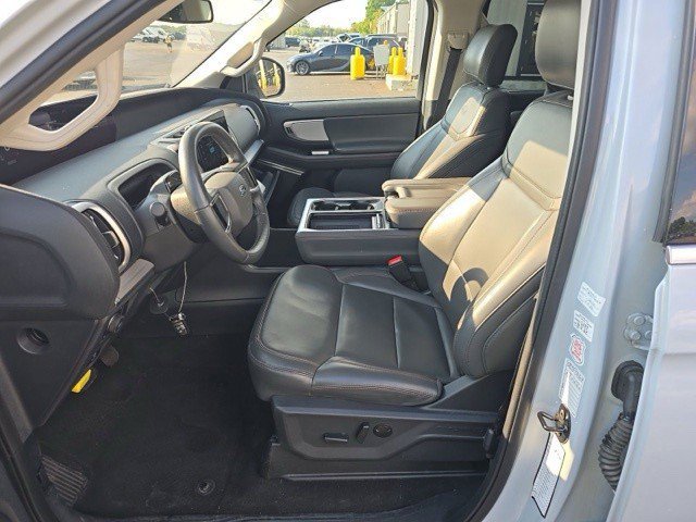 Used 2025 Ford Expedition Max Active AWD/4WD image 9