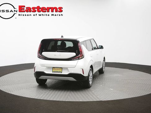 Used 2023 Kia Soul LX FWD image 37