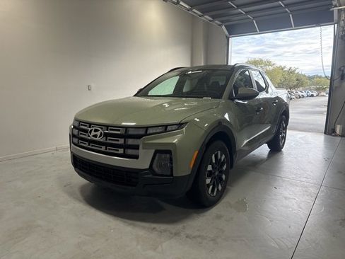 Used 2025 Hyundai Santa Cruz SEL image 2