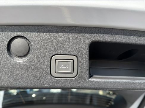 New 2026 Chevrolet Equinox RS w/ Convenience Package III image 33