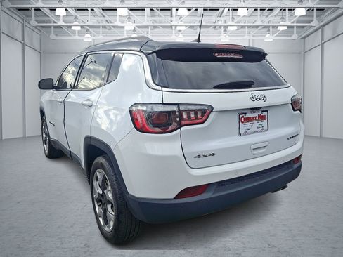 Certified 2022 Jeep Compass Limited w/ Sun and Sound Group image 3