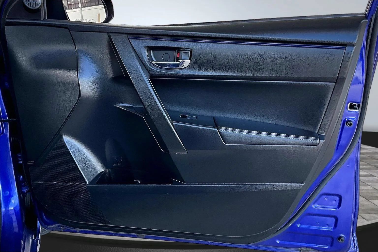 Used 2019 Toyota Corolla SE FWD image 24
